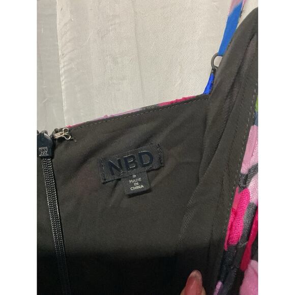 NBD Revolve Dress dopamine Josefien Ruched Multi Color Dot Print Midi sleeveless - Picture 4 of 10